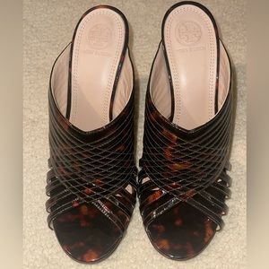TORY BURCH Tortoise shell chunky heeled slides